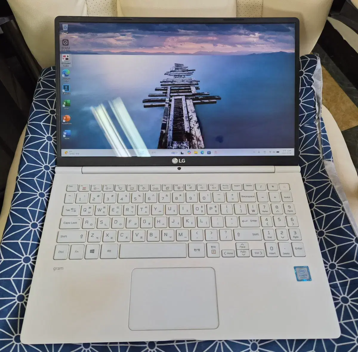 LG그램 노트북 15Z970 i5 7세대, 8G/256G | 브랜드 중고거래 플랫폼